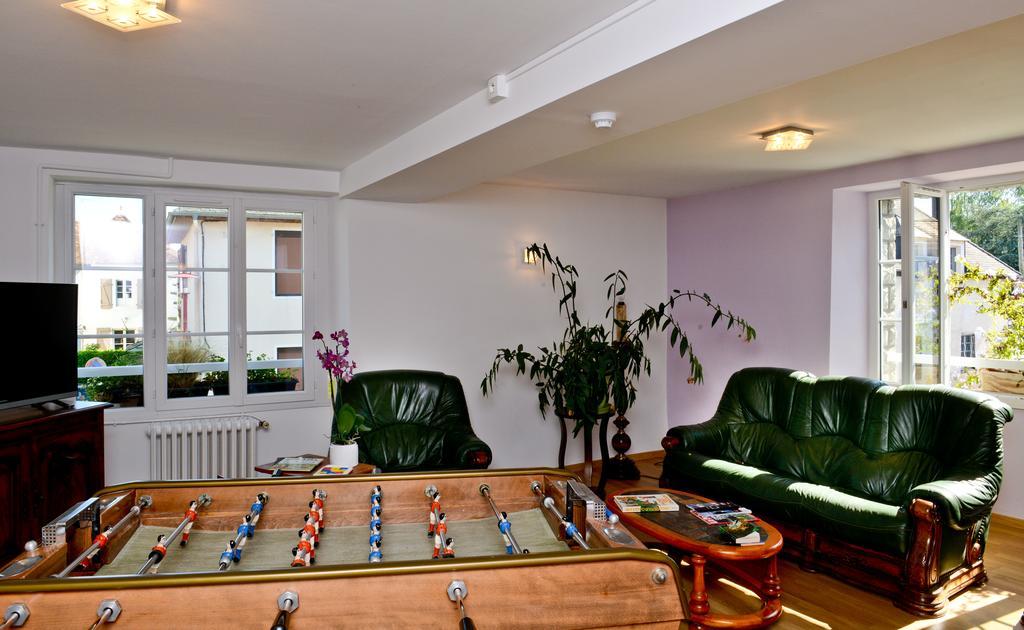 Logis Chez Germaine Hotell Geüs-d'Oloron Exteriör bild